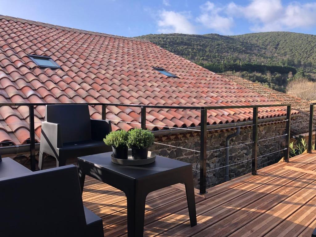 Maison de vacances Stylish decorated house and terrace, heart of natural park 15 Avenue de la Mairie 34360 Berlou