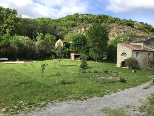 Maison de vacances Maison de vacances sud Ardèche berrias Les Rouveyrols Berrias Et Casteljau