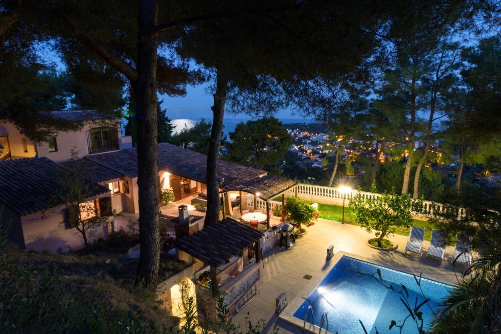 Suite l'inattendu avec Spa privatif et espace bien-être.