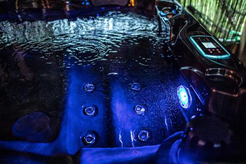 Suite SPAtio - Jacuzzi Privé - 20min Disneyland PARIS