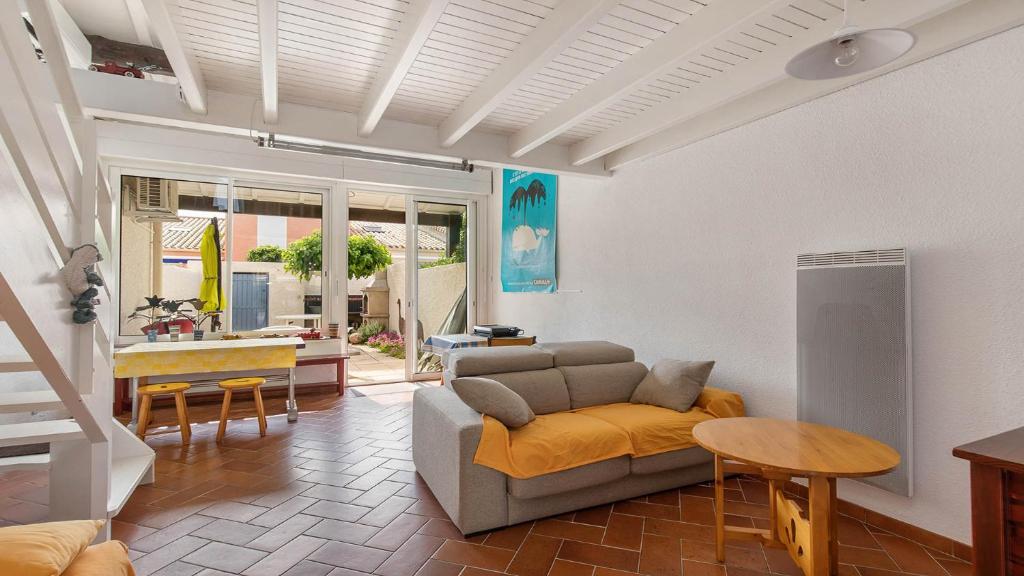 Sun Village- 39- Maison duplex- 6 pers Avenue des Lavandières, 10, 34300 Le Cap d\'Agde