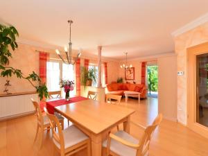 Sunny and Mediterranean house in Deggendorf with luxurious furnishings