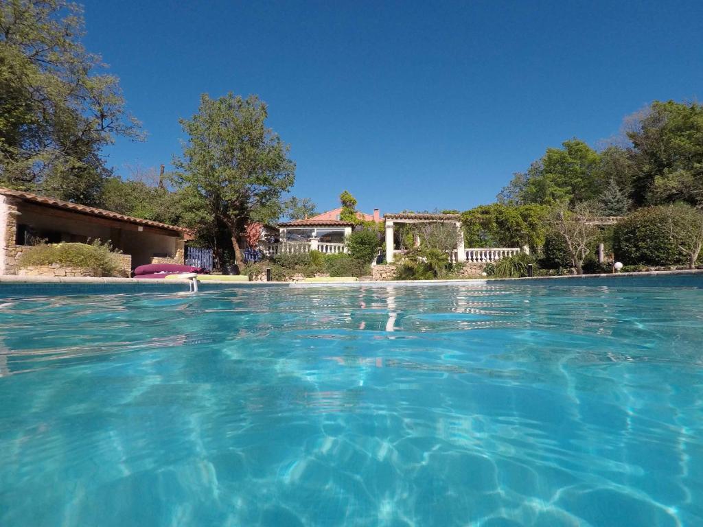 Sunny Historic House in Canal du Midi Village with Pool near Beaches 34310 Poilhès