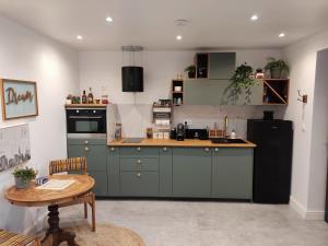 Superbe appartement avec jacuzzi avec jardin privé