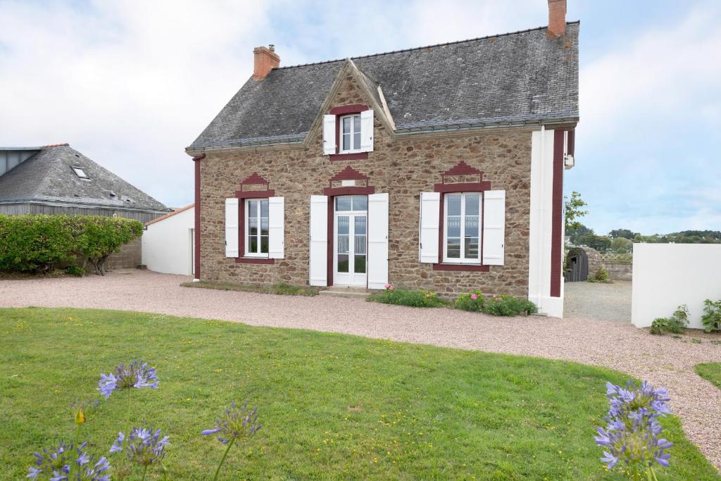 Superbe maison avec vue sur la mer a Asserac des Brisants, 12, 44410 Assérac