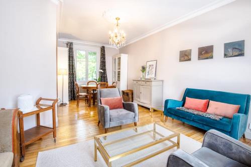 Superbe maison de ville à proximité du centre-ville avec extérieur