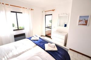 T2 Holiday Cottage near the beach | B112
