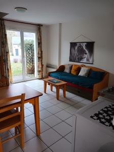 T3 duplex village geolia Saint geniez d'olt avec 2 piscines chauffée