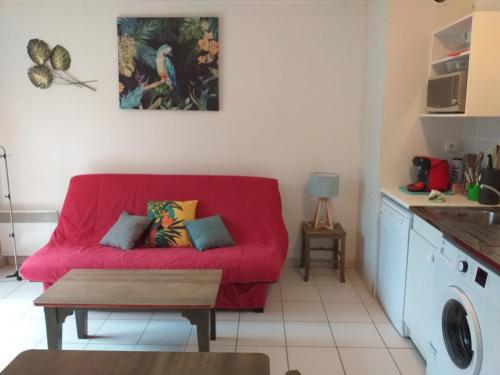 T3 duplex village geolia Saint geniez d'olt avec 2 piscines chauffée