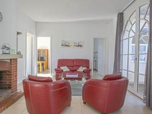 Maison de vacances Tasteful holiday home in Aure sur Mer with garden  14520 Sainte-Honorine-des-Pertes Normandie