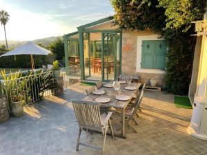 Tasteful holiday home in Mougins with sauna