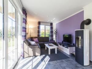 Thatched Holiday Home in Rerik with Terrace