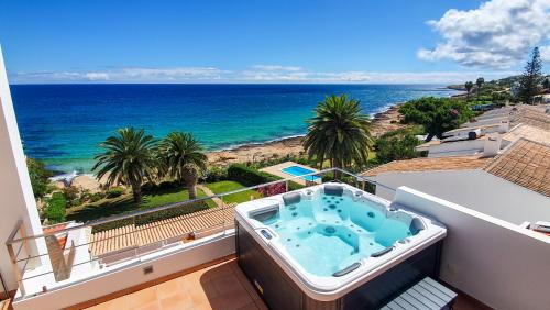 The Fantastic Beach House of Luz