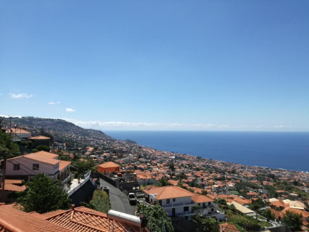 Maison de vacances The Hill View House Escadas do Feijao n.6 Monte, Funchal 9050-441 Funchal