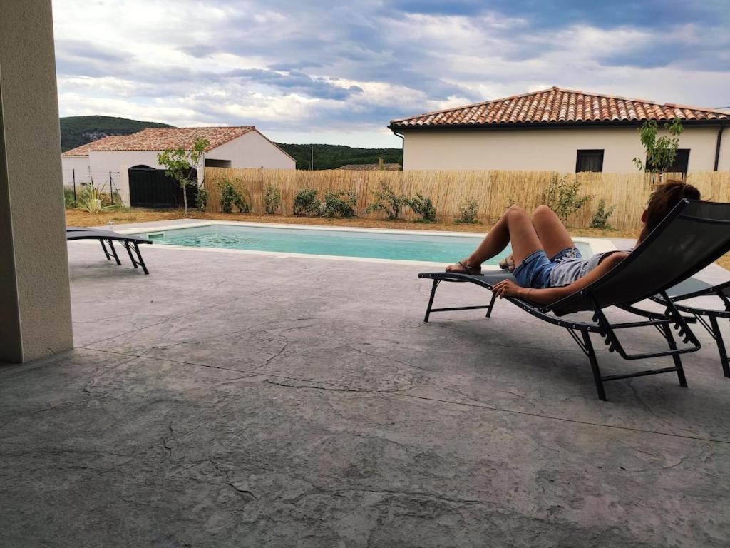 The holiday road - 85m with spa and garden