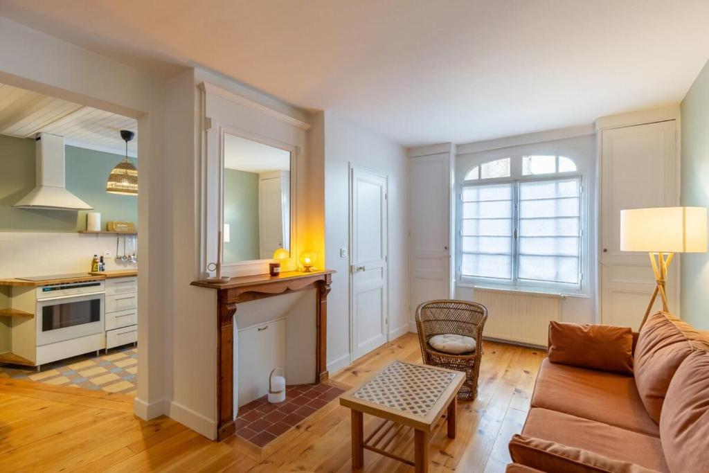 Maison de vacances The house next door - 6 people - 3 bedrooms - 2 bathrooms 9 Rue Pestel 14600 Honfleur