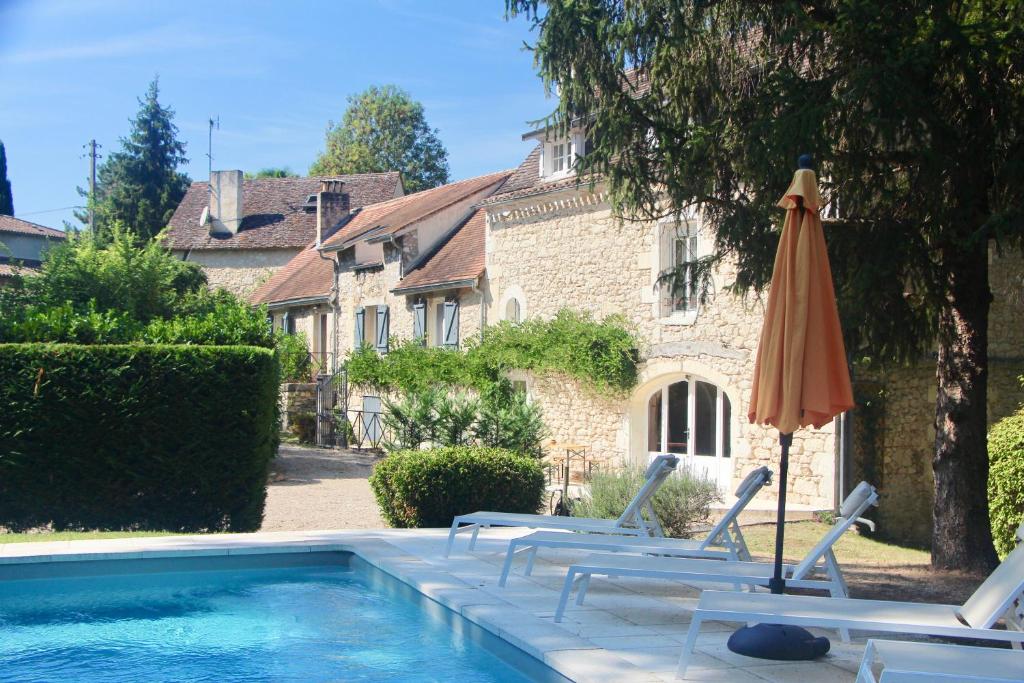 Maison de vacances The Mill at Montcaret with pool 3 impasse du Bief 24230 Montcaret