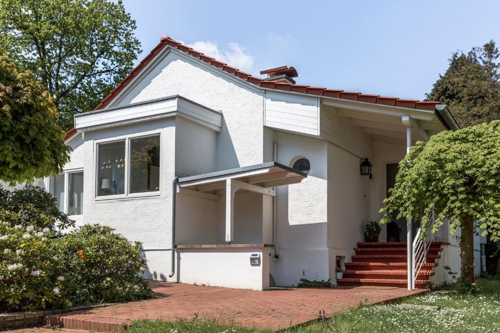 the Mulang House Steinhöferstraße 12A, 34131 Cassel