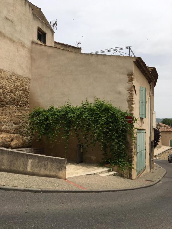 Maison de vacances The Old Barn 60 Rue du Pont de l'Eze 84240 La Tour-dʼAigues
