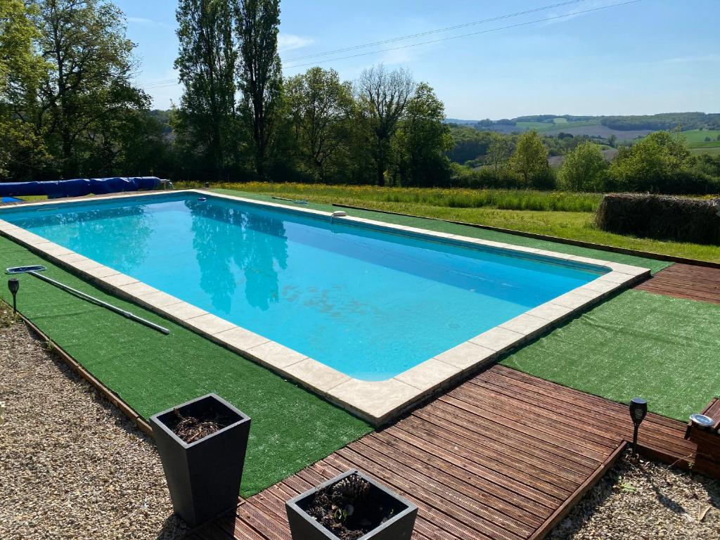 Maison de vacances The stables 3 bedroom french villa with outside pool Nonac 16190 Nonac