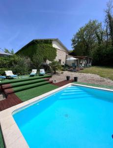 Maison de vacances The stables 3 bedroom french villa with outside pool Nonac 16190 Nonac -1