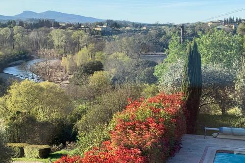 This charming property with private pool sleeps 8 over 4 bedrooms