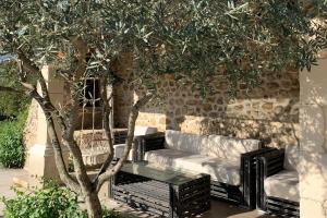 This charming property with private pool sleeps 8 over 4 bedrooms