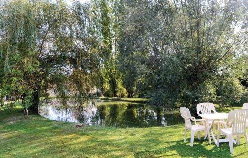 Three-Bedroom Holiday Home in Bassillac