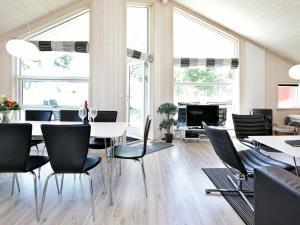 Three-Bedroom Holiday home in Großenbrode 7
