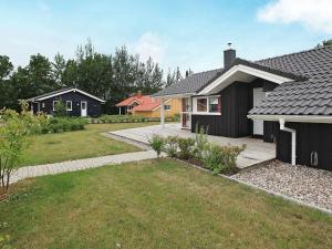 Three-Bedroom Holiday home in Grömitz 15