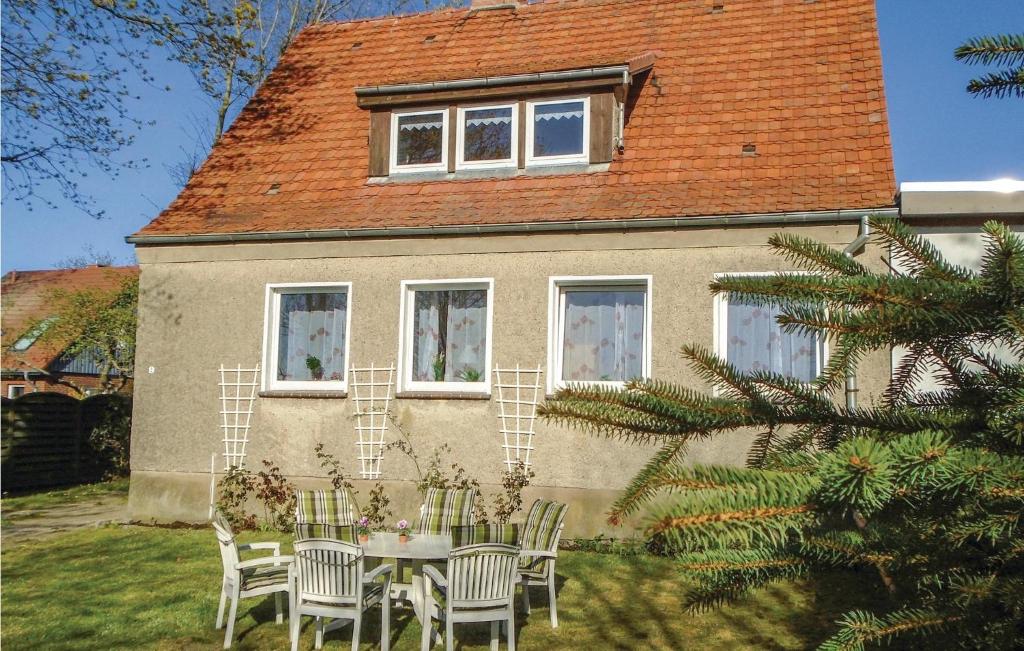 Maison de vacances Three-Bedroom Holiday Home in Insel Poel/Timmendorf  23999 Timmendorfer Strand