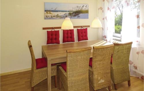 Three-Bedroom Holiday Home in Insel Poel/Timmendorf