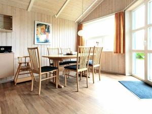 Three-Bedroom Holiday home in Otterndorf 6