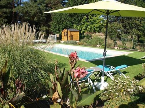 Three lovely g tes surrounded by nature with private swimming pool and garden