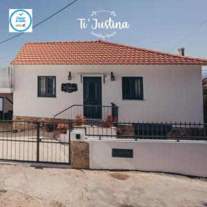 Maison de vacances Ti`Justina Country House Provizende 4540-486 Rossas Région Nord