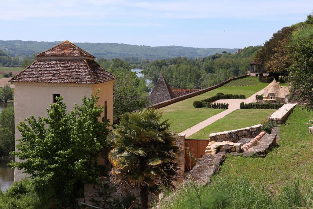 Tour Pissarro Rue des Sarrasins, 24220 Beynac-et-Cazenac