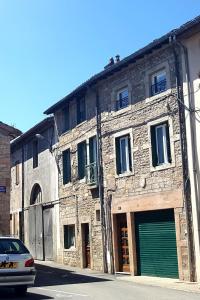 TOURNUS Belle maison vue sur Saône