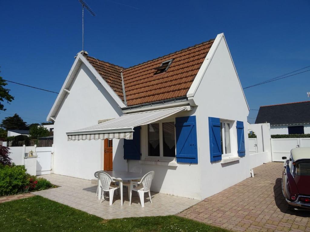 Maison de vacances traditional Breton house near the beach of the Gold Mine  56760 Pénestin