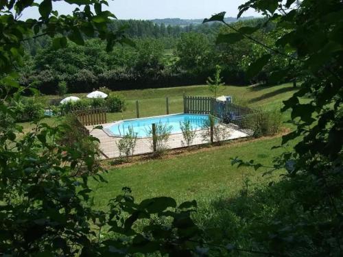 Traditional holiday home in Paleyrac with shared pool
