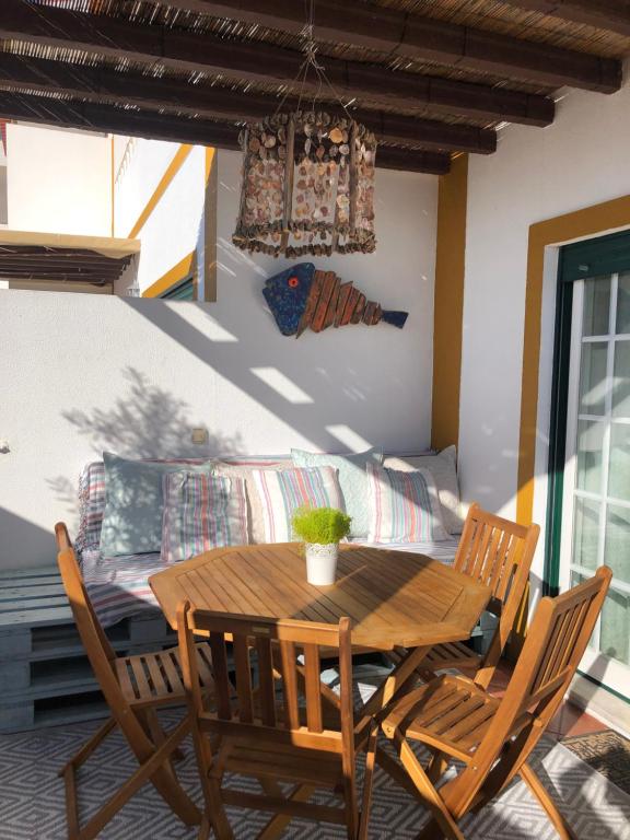 Trail House- Countryside and Beach Rua das Flores, 7630-084 Longueira