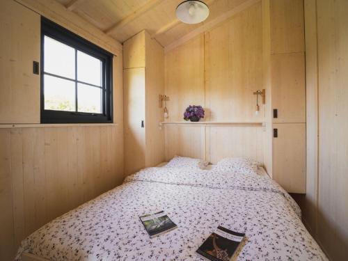 Tranquil Bungalow in Ploemel with Shared Sauna
