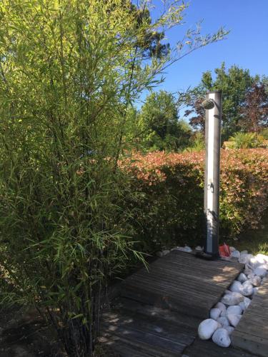 Très belle villa avec piscine au calme de la forêt