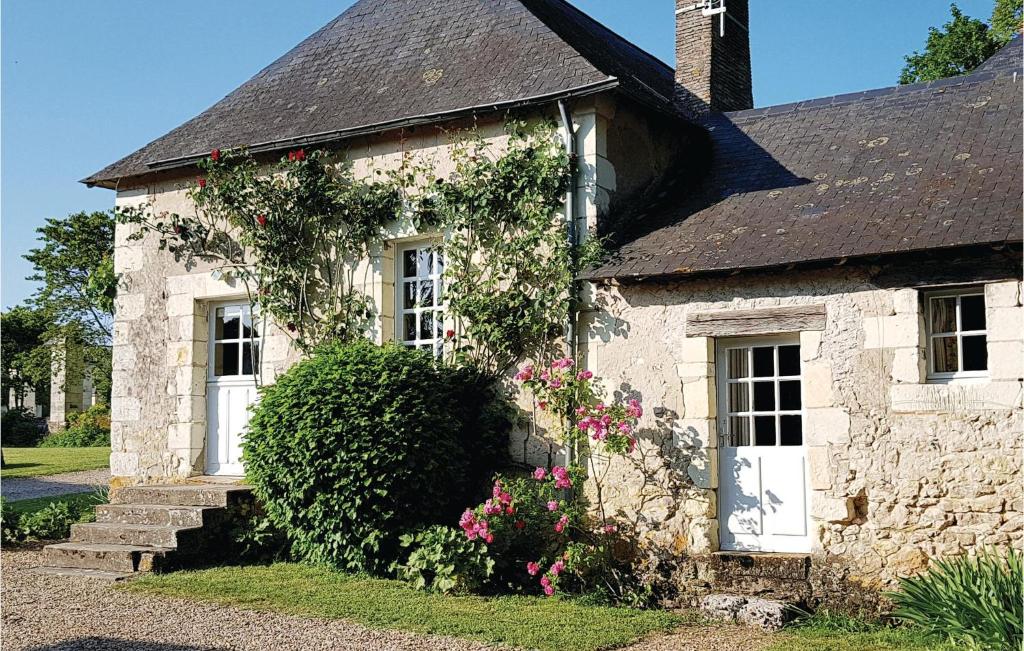 Two-Bedroom Holiday Home in Breil , 49490 Breil