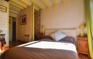 Maison de vacances Two-Bedroom Holiday Home in Razecueille  31160 Razecueillé Midi-Pyrénées