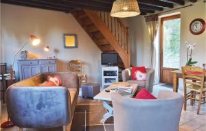 Maison de vacances Two-Bedroom Holiday Home in Romery  02120 Romery Picardie