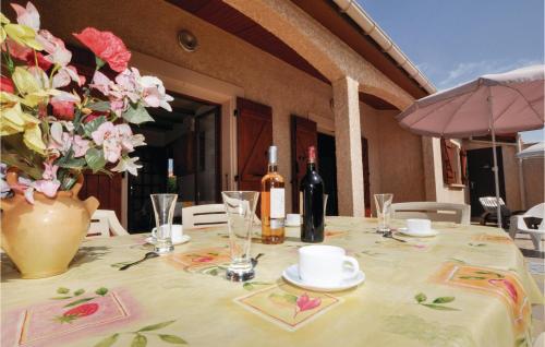 Two-Bedroom Holiday Home in Sainte Marie Plage