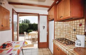 Maison de vacances Two-Bedroom Holiday Home in Sainte Marie Plage  66470 Sainte-Marie-Plage Languedoc-Roussillon