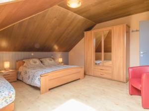 Two comfortable houses with swimming pool near Monbazillac and Bergerac