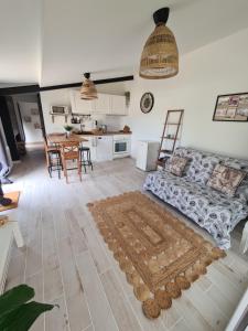 Ty Grain de Sel : logement privatif avec piscine, jardin et patio