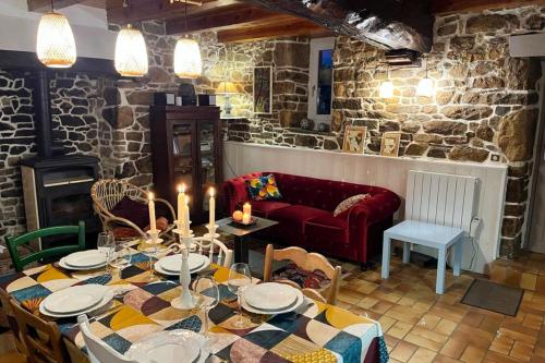 Typical breton house in a green environment for 5 people